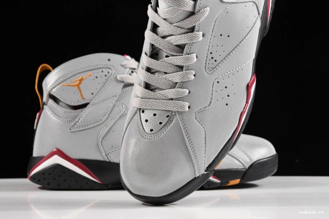 Chep Onekick BV6281-006 Cardinal 7 Jordan Reflective Air 0730